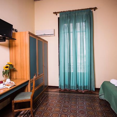 Hotel Italia Παλέρμο Εξωτερικό φωτογραφία