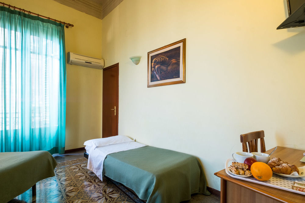 Hotel Italia Παλέρμο Εξωτερικό φωτογραφία
